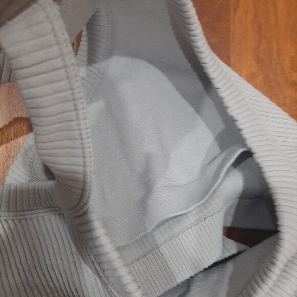 Aerie grey ribbed halter sports bra - Picture 4 of 13